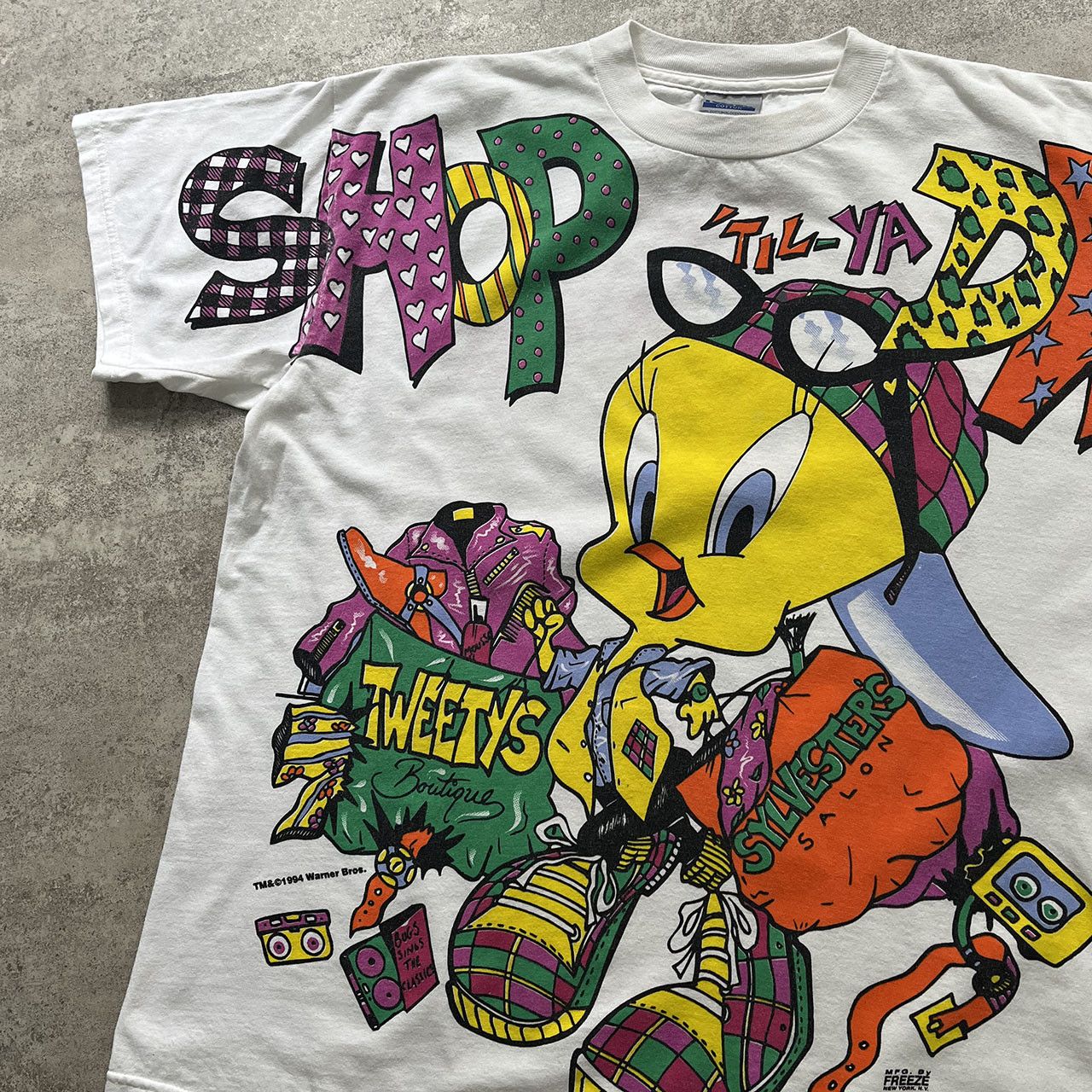 Tultex × Vintage × Warner Bros VTG 90s LOONEY TUNES TWEETY 1994 ALL OVER PRINT AOP T-SHIRT Size US XL / EU 56 / 4 - 4 Thumbnail