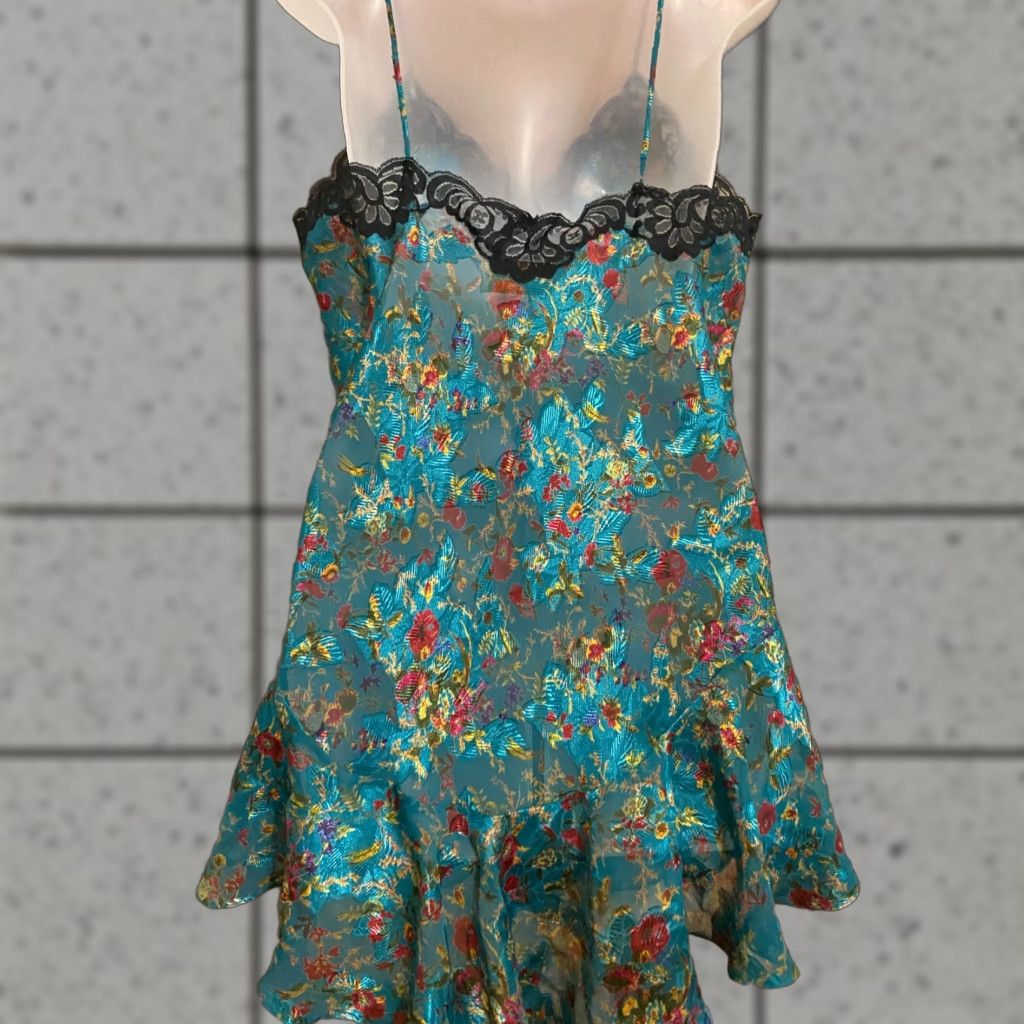 Victoria's Secret VINTAGE Victoria's Secret Gold Label Chemise Green VTG Petite Chemise Women Green Victoria's Secret Women VTG Petite Size ONE SIZE - 1 Thumbnail