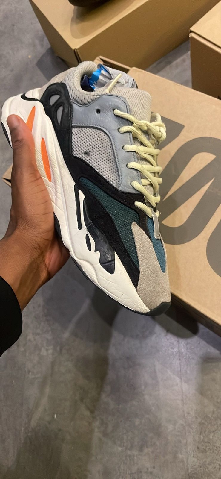 Adidas × Yeezy Yeezy 700 waverunner pre owned Size US 7 / EU 40 - 2 Thumbnail
