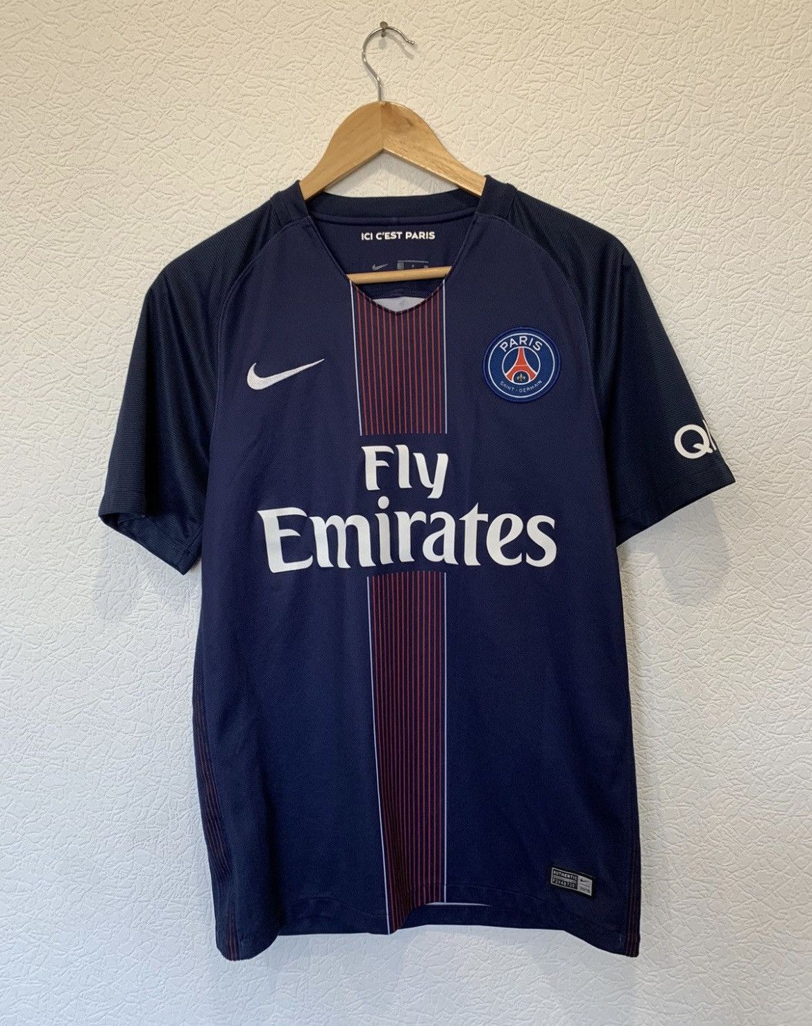Nike PSG NIKE 2016/2017 HOME KIT SOCCER JERSEY FOOTBALL Size US S / EU 44-46 / 1 - 1 Thumbnail