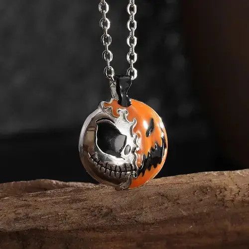 Jewelry × Vintage Flame Skull Pumpkin Head Necklace Size ONE SIZE - 1 Thumbnail