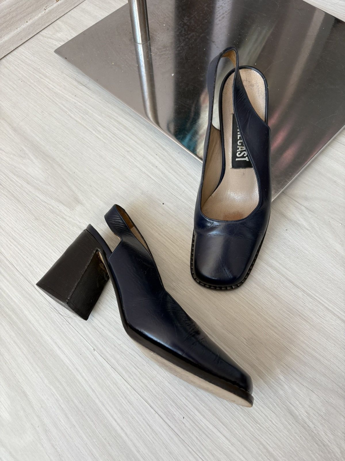 Vintage Forecast leather heels Size US 7 / IT 37 - 4 Thumbnail
