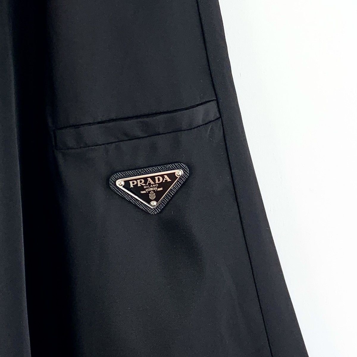 Prada Prada Black Triangle Label Nylon Casual Half Skirt Size 27" / US 4 / IT 40 - 5 Thumbnail