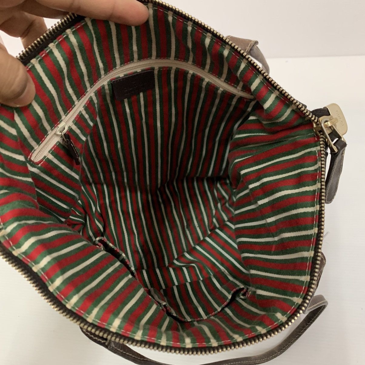Gucci Authentic Gucci Monogram Small Tote Bag Size ONE SIZE - 12 Thumbnail