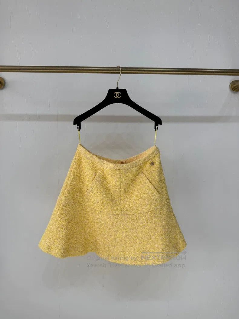 Chanel Chanel 21P chick yellow twill tweed skirt Size 25" / US 0 / IT 36 - 1 Thumbnail