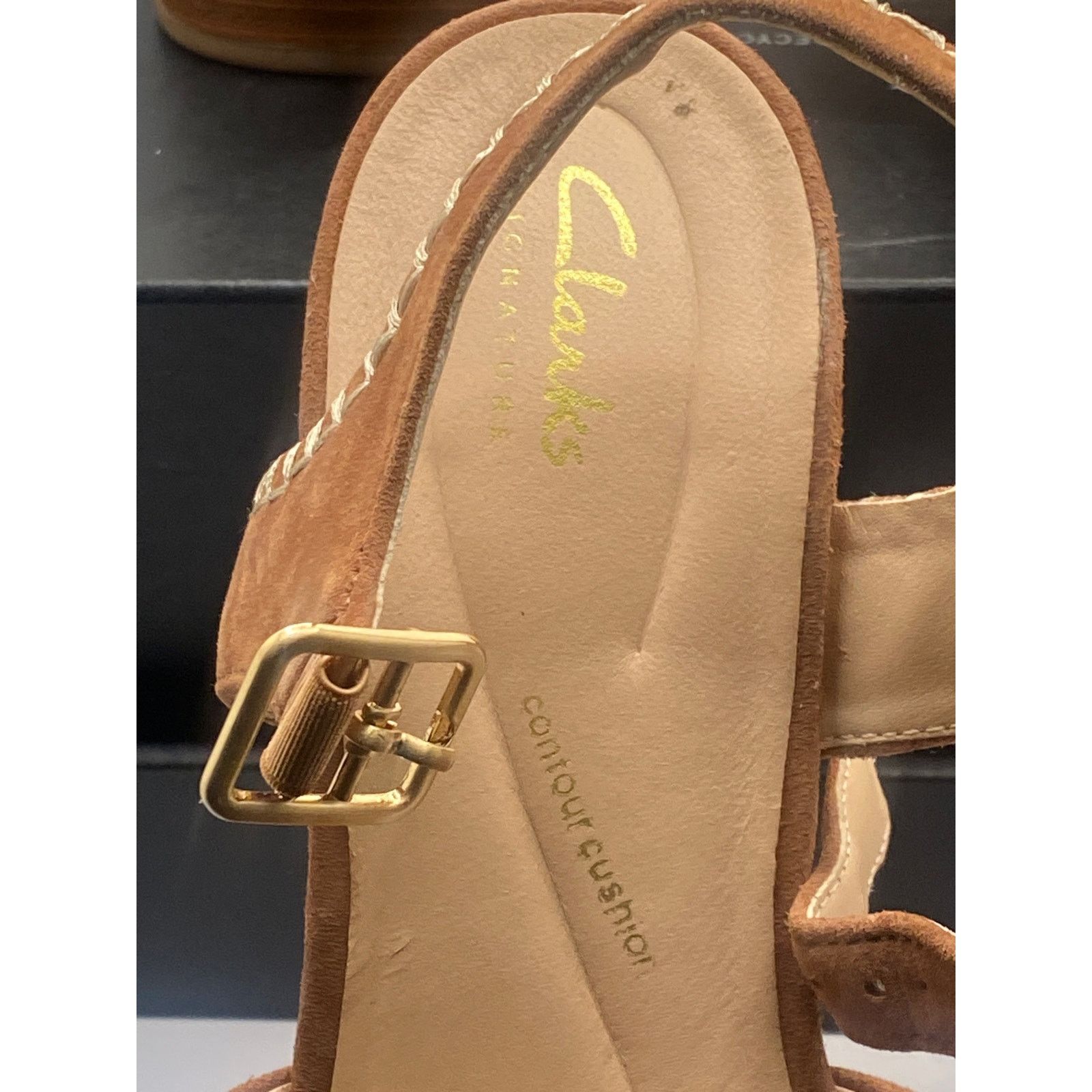 Clarks Clarks Signature Serina35 Cross Suede Sandals Size 7.5 Size US 7.5 / IT 37.5 - 9 Thumbnail