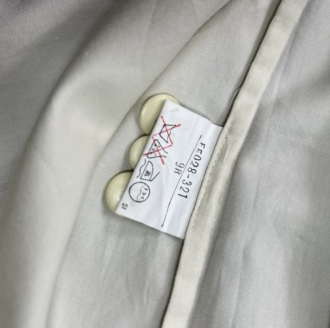 Burberry × Vintage Vtg Burberrys Shirt Rare Design Size S / US 4 / IT 40 - 6 Thumbnail
