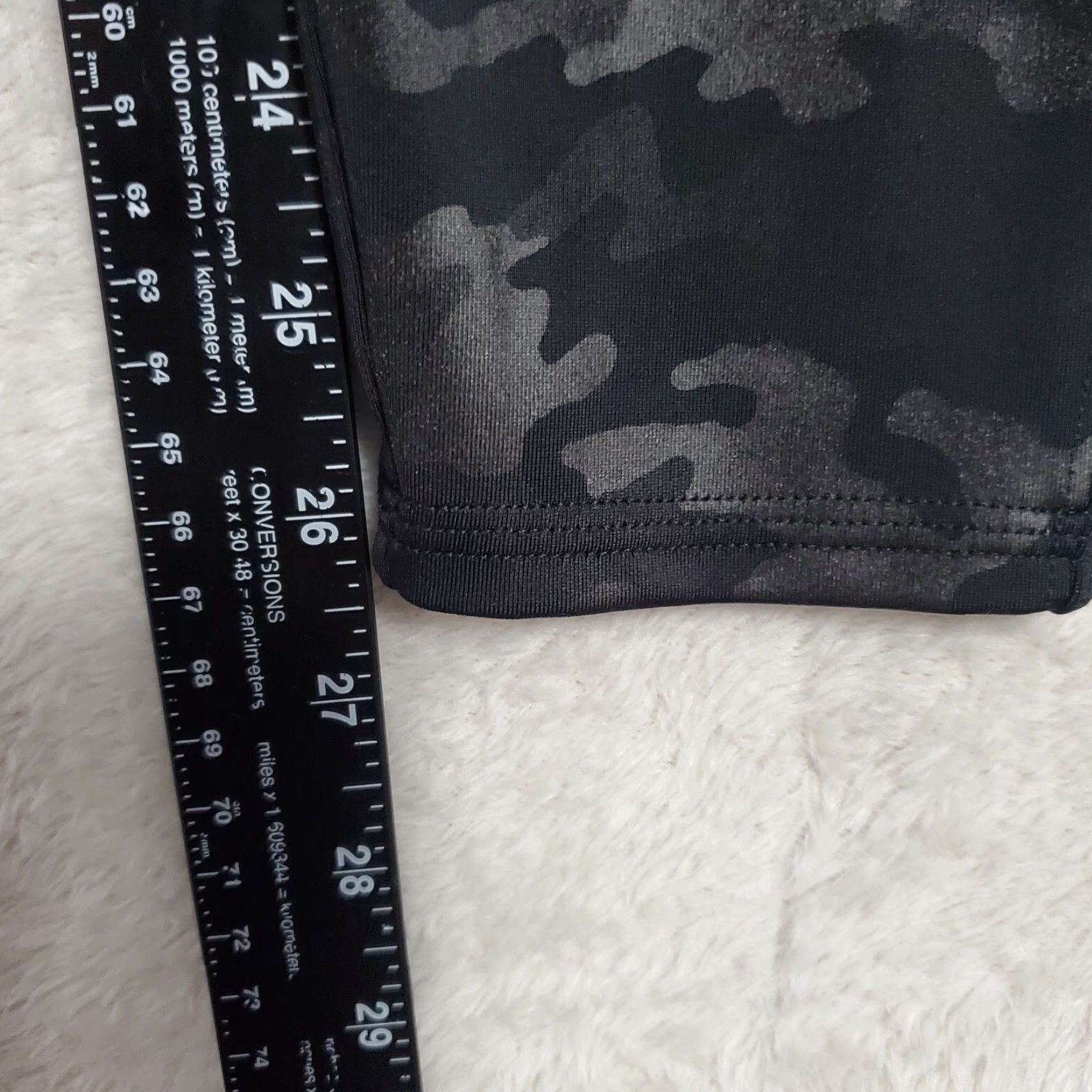 Spanx Spanx Leggings Women Large Black Camo Print Slim Stretch Activewear Size 36" / US 14 / IT 50 - 6 Thumbnail