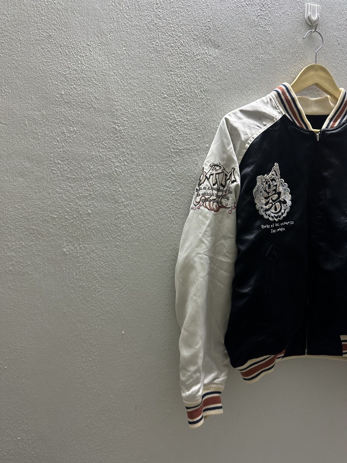 Japanese Brand × Vintage Vintage Reversible Sukajan Japanese Buddhism Art Size US M / EU 48-50 / 2 - 4 Thumbnail