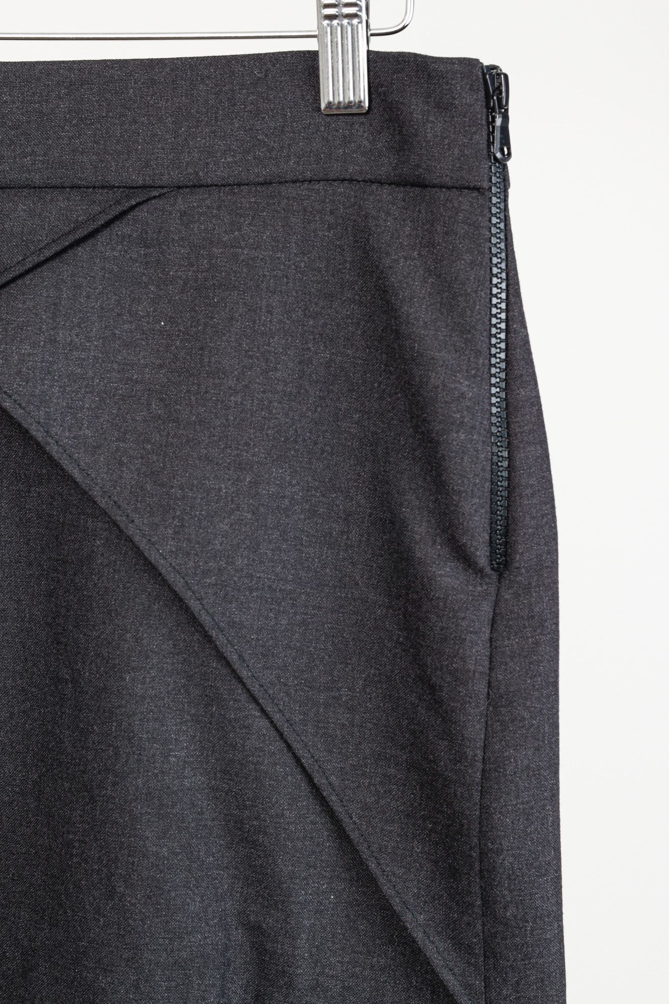 Brunello Cucinelli Brunello Cucinello Grey Wool Layered Fish-Tail Mini Skirt Size 27" / US 4 / IT 40 - 4 Thumbnail