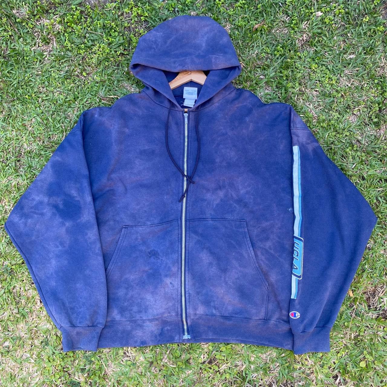 Champion × Vintage Vintage champion ucla Faded zipper hoodies Size US XXL / EU 58 / 5 - 1 Thumbnail