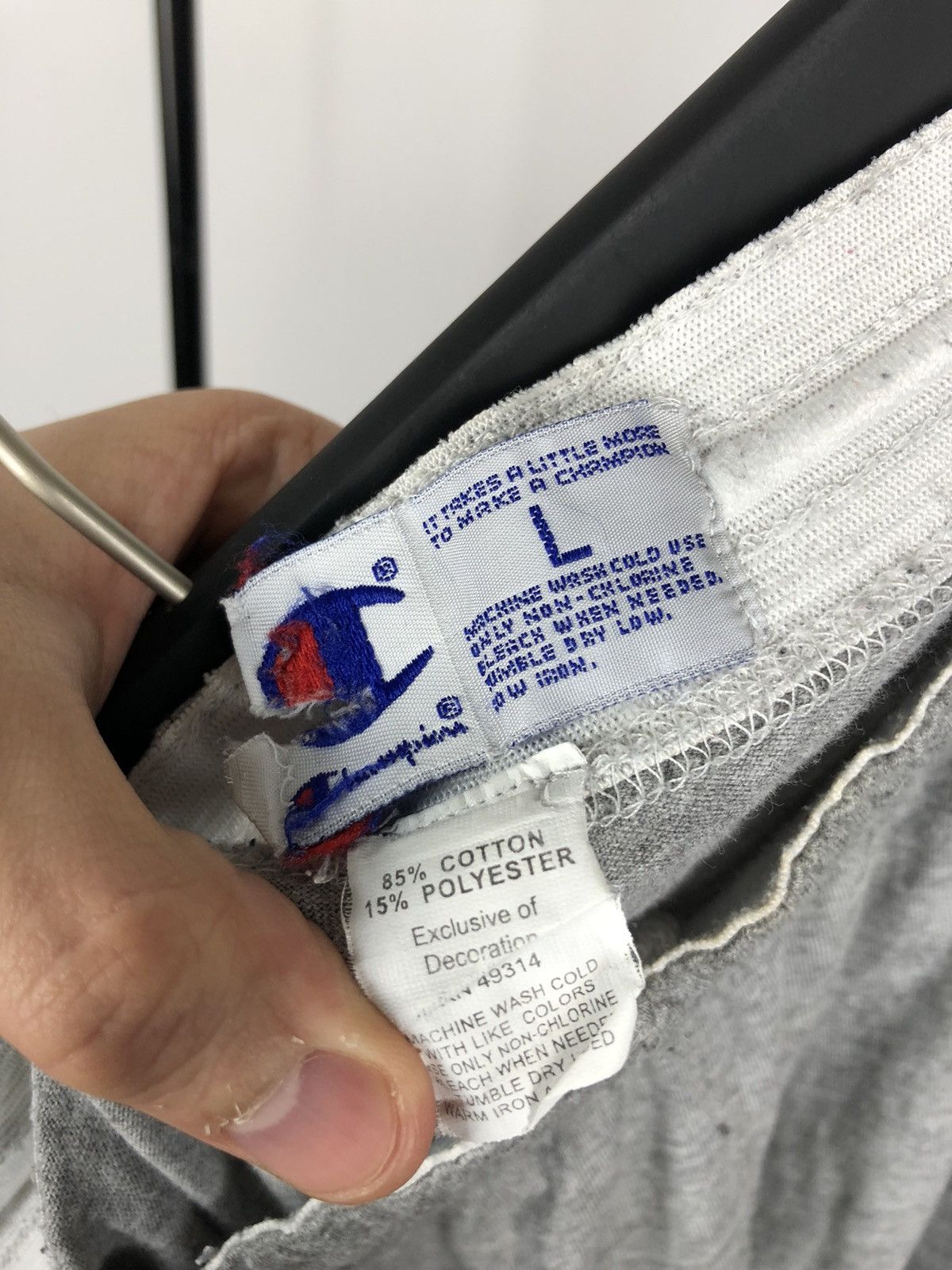 Champion Champion Shorts Small Logo Champ Gray size L Size US 33 - 8 Thumbnail