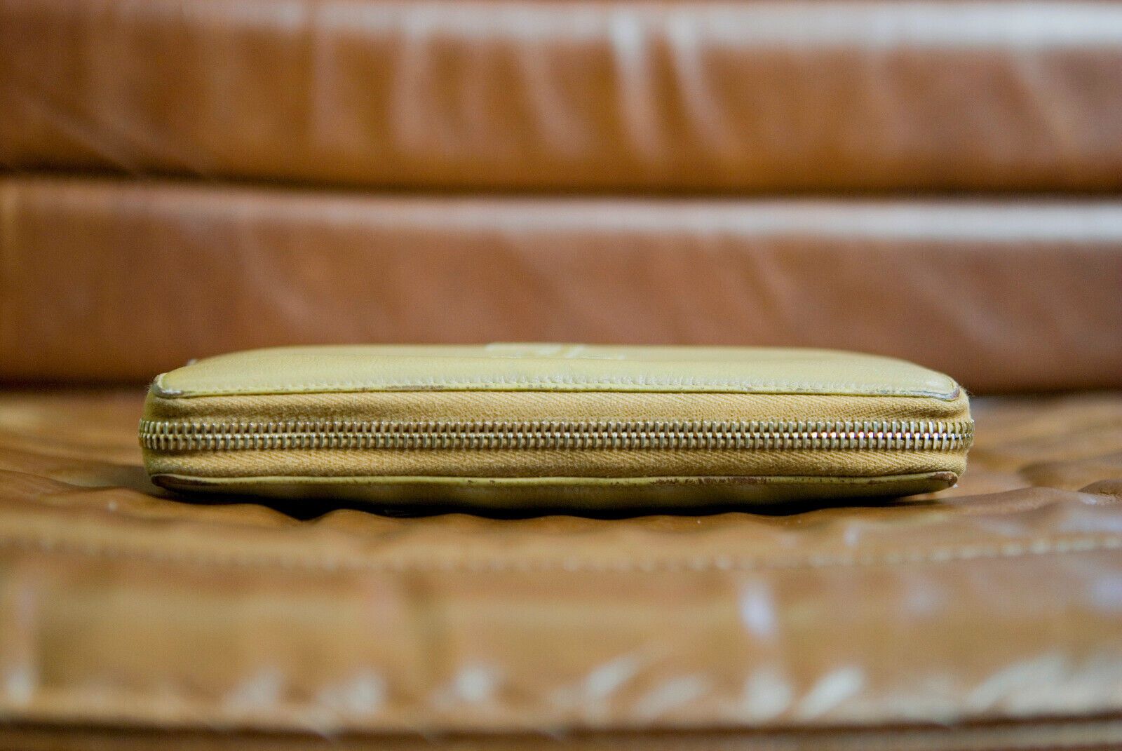 Yves Saint Laurent YSL Yves Saint Laurent Womens Monogram Wallet Long Beige Size ONE SIZE - 8 Thumbnail