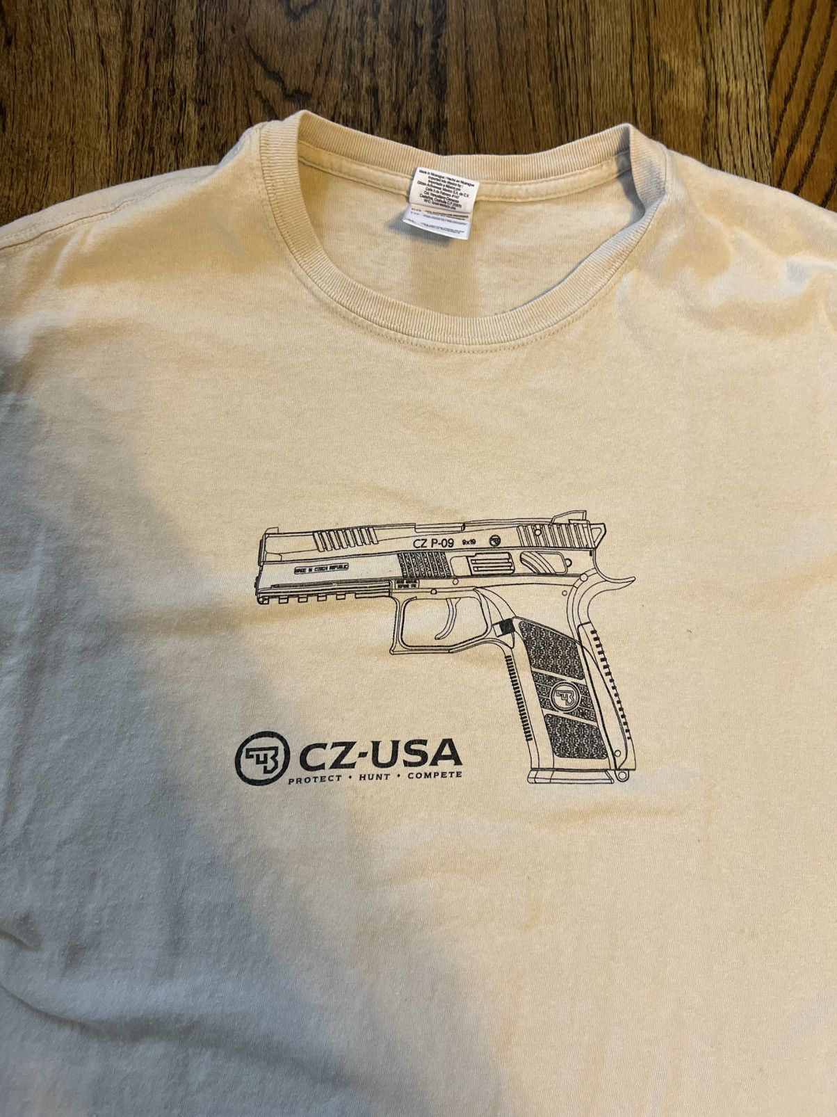 Other Vintage CZ-USA Tee Size US XL / EU 56 / 4 - 3 Thumbnail