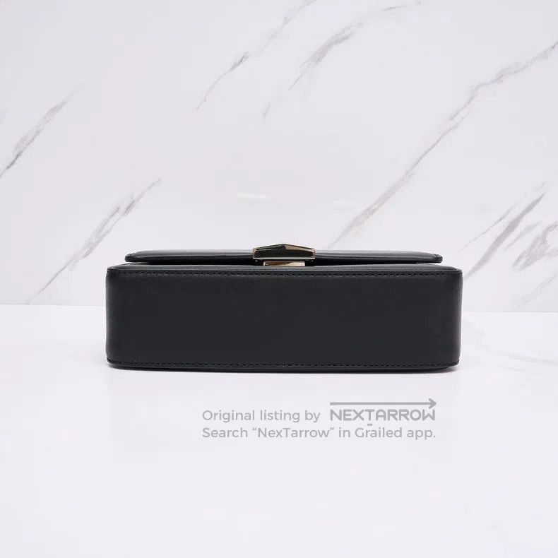 Givenchy Givenchy Ladies Metal Logo Crossbody Bag Size ONE SIZE - 5 Thumbnail