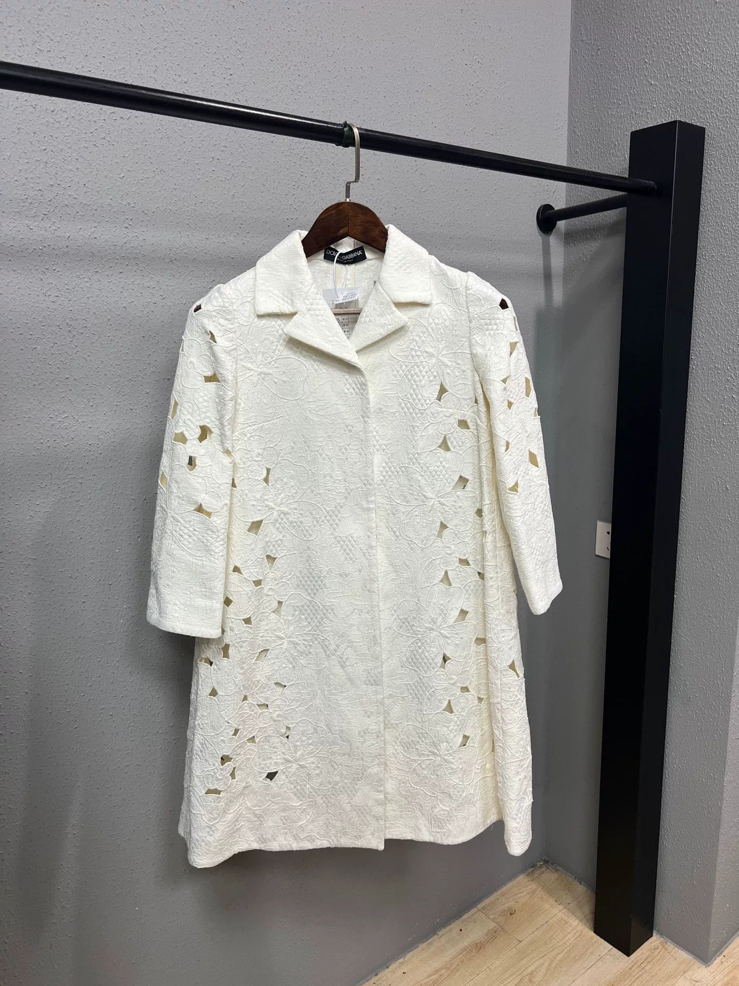 Dolce & Gabbana lace embroidered coat by D&G Size M / US 6-8 / IT 42-44 - 1 Thumbnail