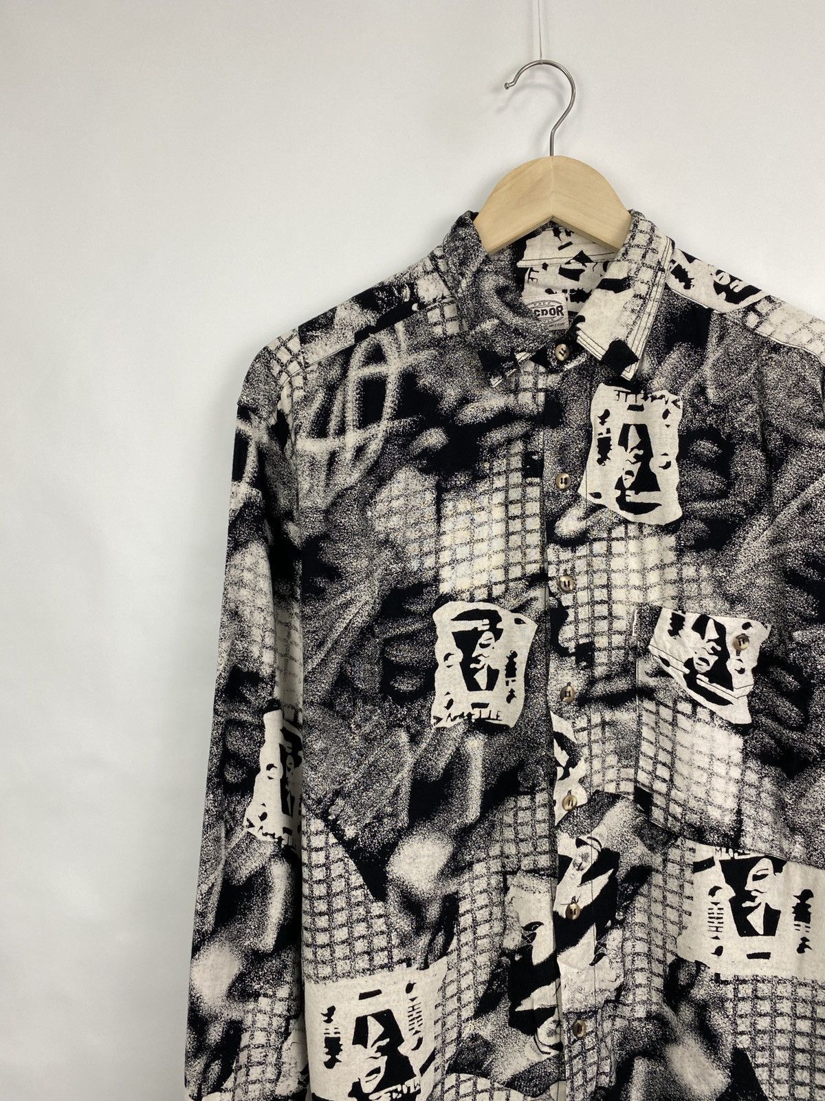 Affliction 🇺🇸 Avant Garde Opium Style Art Shirt Y2K Retro Anarchy Size US XL / EU 56 / 4 - 2 Thumbnail