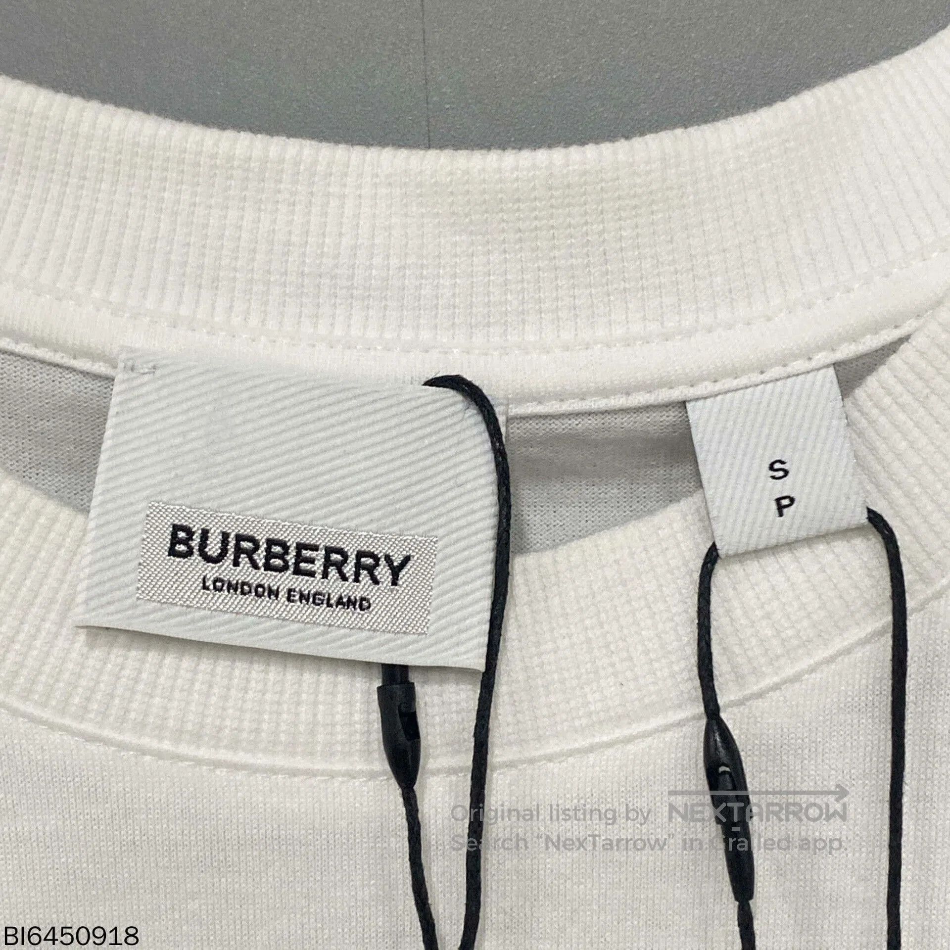 Burberry Burberry White Back Slogan Short Sleeve. Size US S / EU 44-46 / 1 - 5 Thumbnail