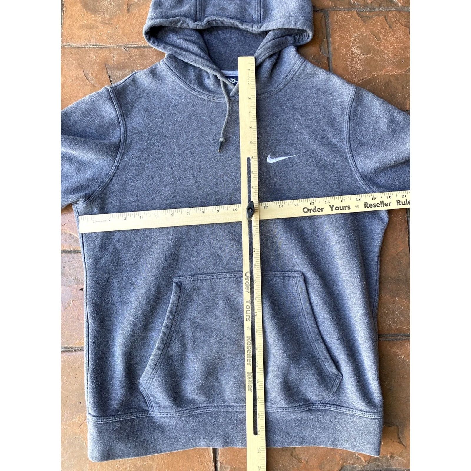 Nike VINTAGE Nike Swoosh Embroidered Hoodie Sweatshirt Small Gray Mens Pullover Hooded Size US S / EU 44-46 / 1 - 6 Thumbnail