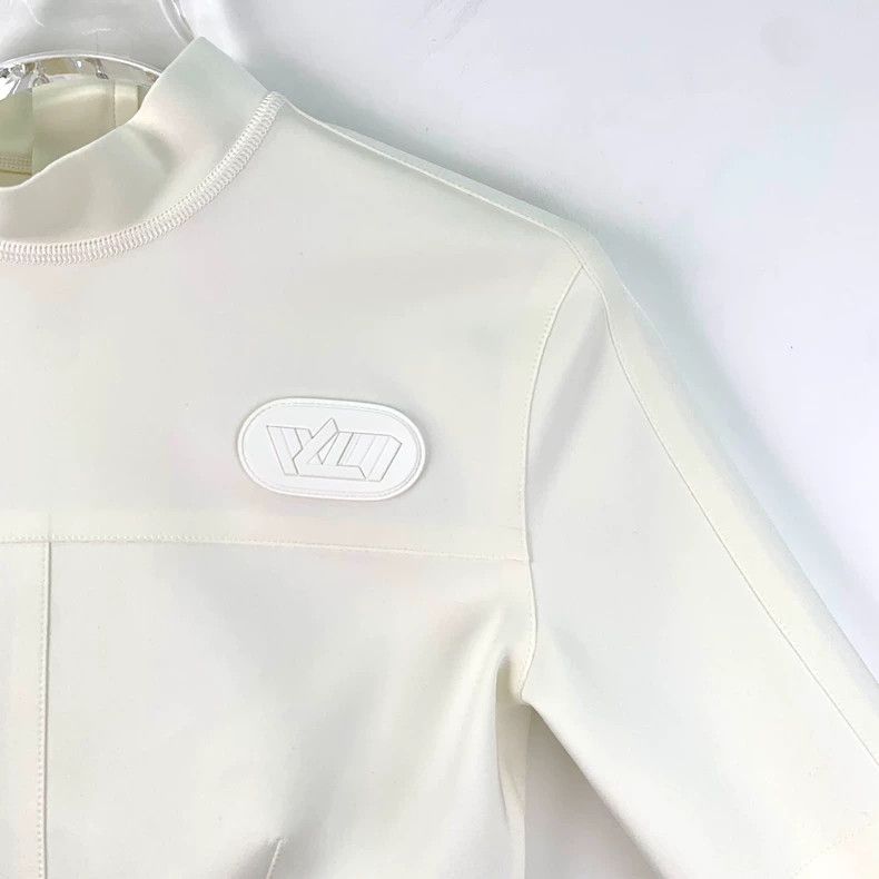 Louis Vuitton Louis Vuitton White logo with logo on the hem, short sleev Size XXS / US 00 / IT 34 - 3 Thumbnail