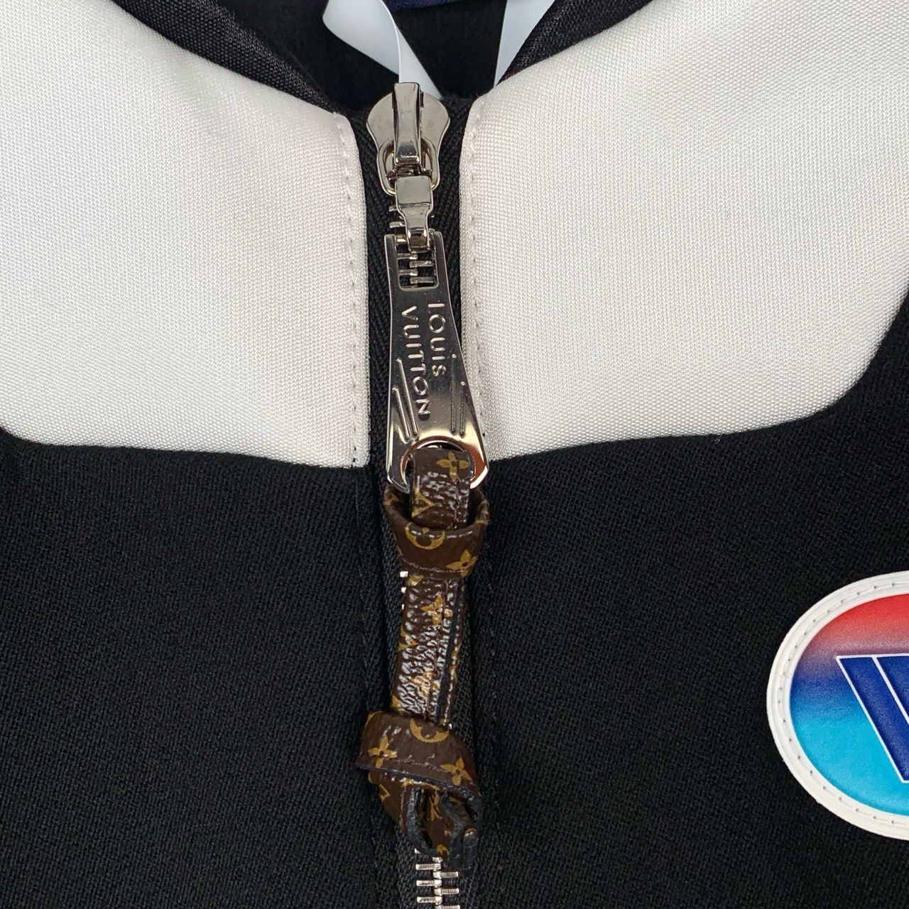 Louis Vuitton [Louis Vuitton] Logo Appliqué Wool Blend Color-Block Vest Dr Size XXS / US 00 / IT 34 - 6 Thumbnail