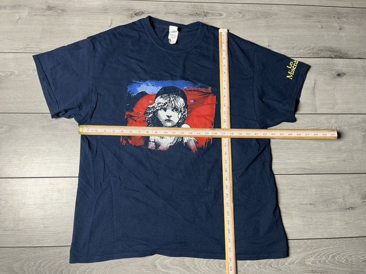 Band Tees Vintage Les Miserables Promo Broadwey Show Graphic T Shirt Size US XL / EU 56 / 4 - 5 Thumbnail