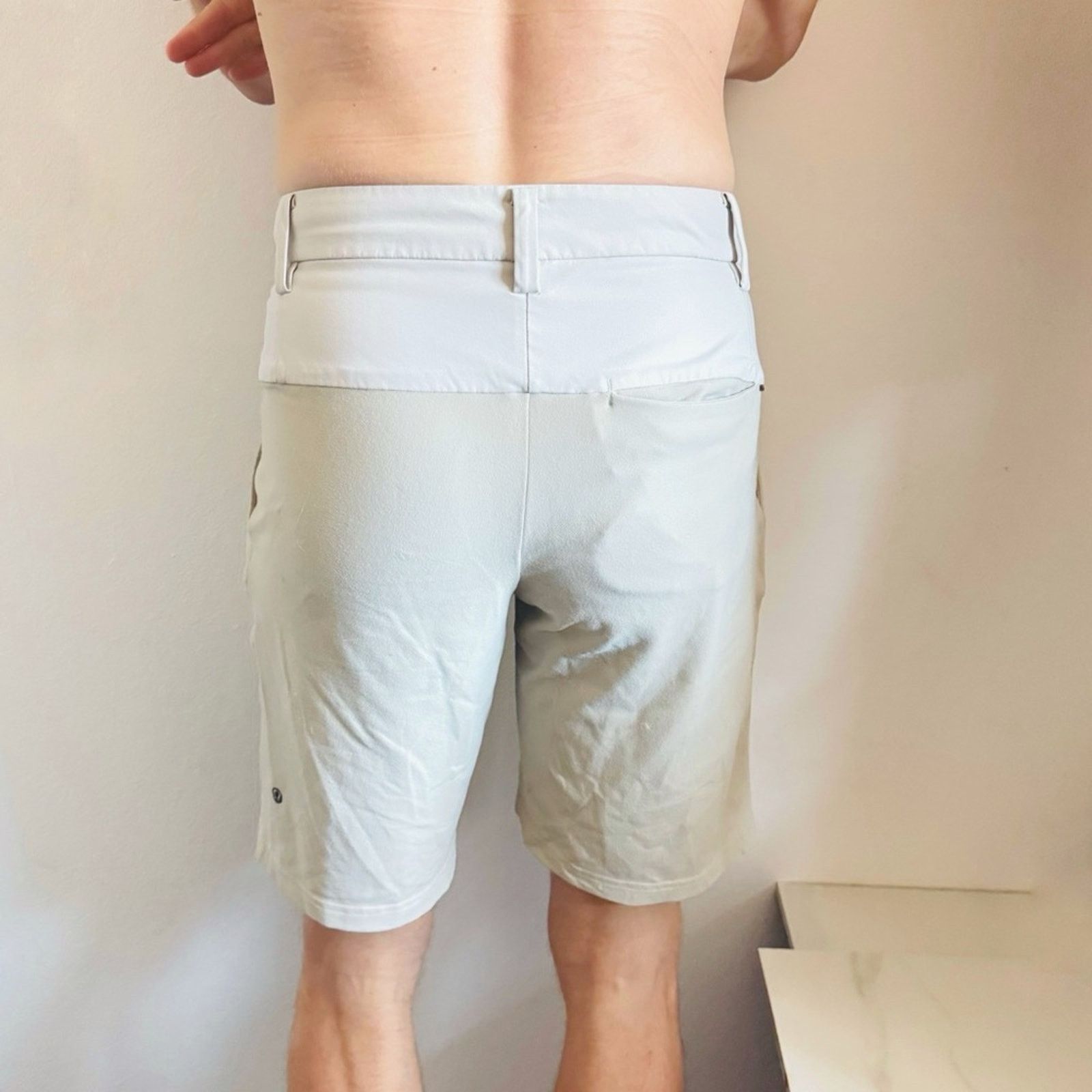 Lululemon LULULEMON Cream Tan Khaki Two Tone Casual Flat 10” Shorts 30 Size US 30 / EU 46 - 6 Thumbnail