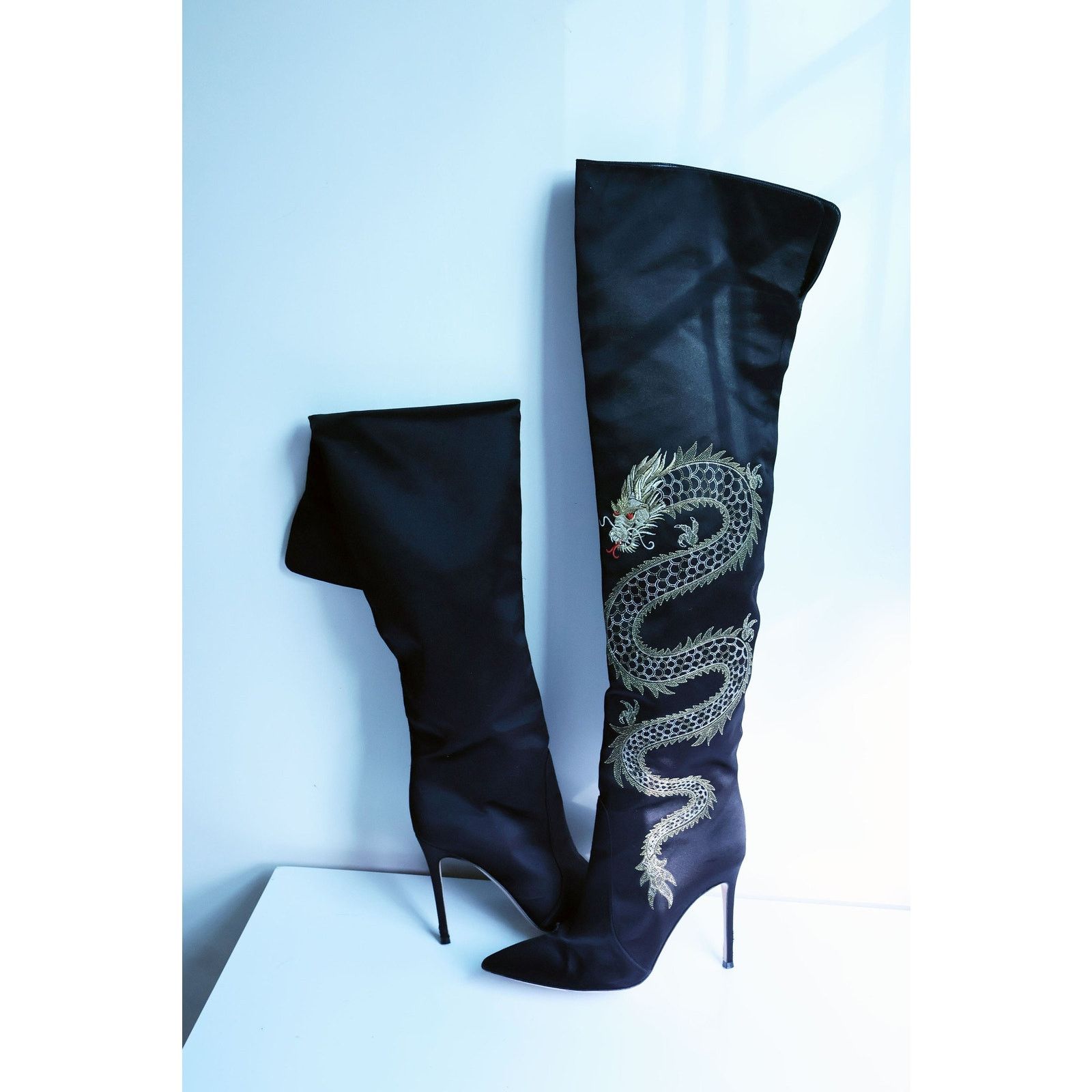 Gianvito Rossi Gianvito Rossi Embroidered Dragon Cuissard Boots Size US 8.5 / IT 38.5 - 3 Thumbnail