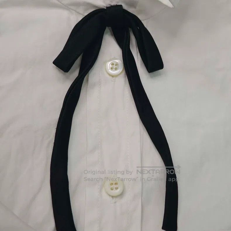 Prada Prada White cloth triangle bow shirt Size XS / US 0-2 / IT 36-38 - 8 Thumbnail