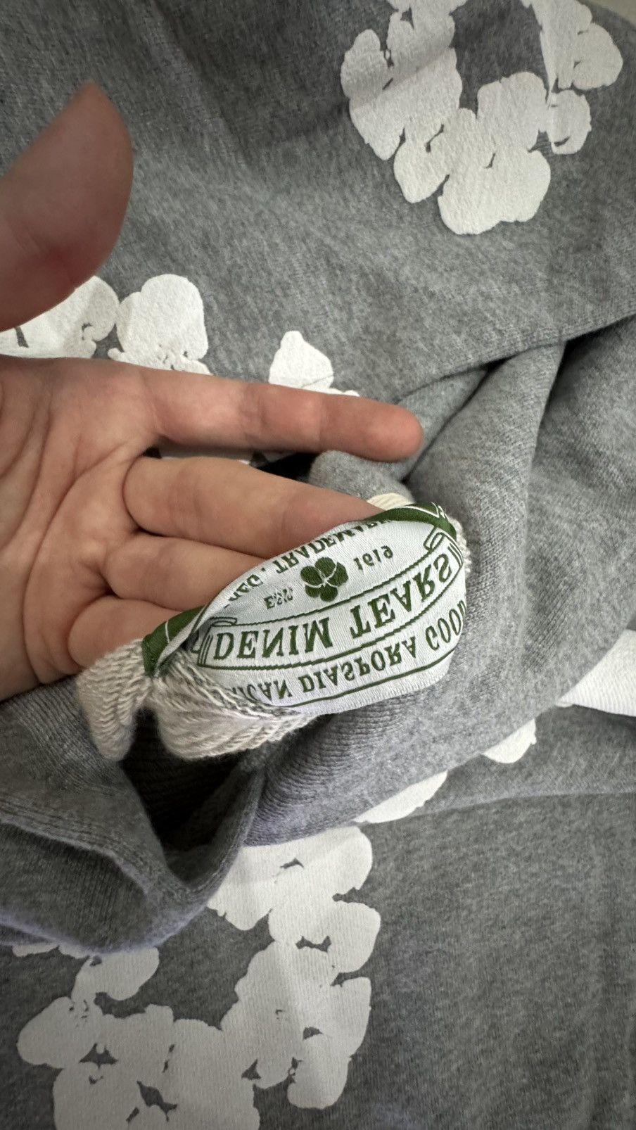 DENIM TEARS Denim Tears The Cotton Wreath Sweatshirt Grey Size US M / EU 48-50 / 2 - 5 Thumbnail
