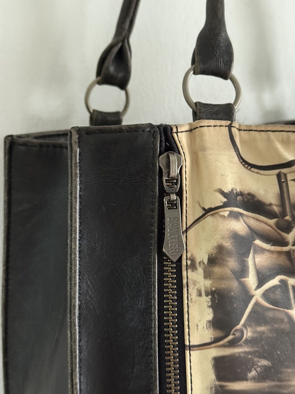Jean Paul Gaultier AW2001 Rare Vintage Jean paul gaultier Satan/gargoyle bag Size ONE SIZE - 10 Thumbnail