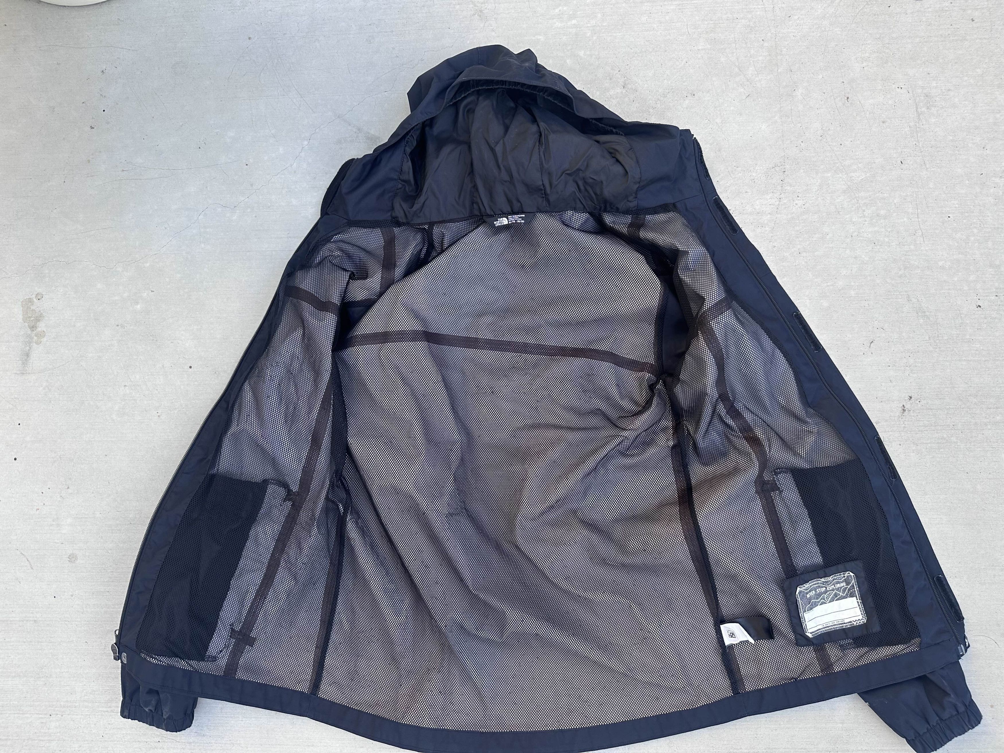 The North Face 🌧️ The North Face Venture 2 Rain Jacket - Black Size US XS / EU 42 / 0 - 3 Thumbnail