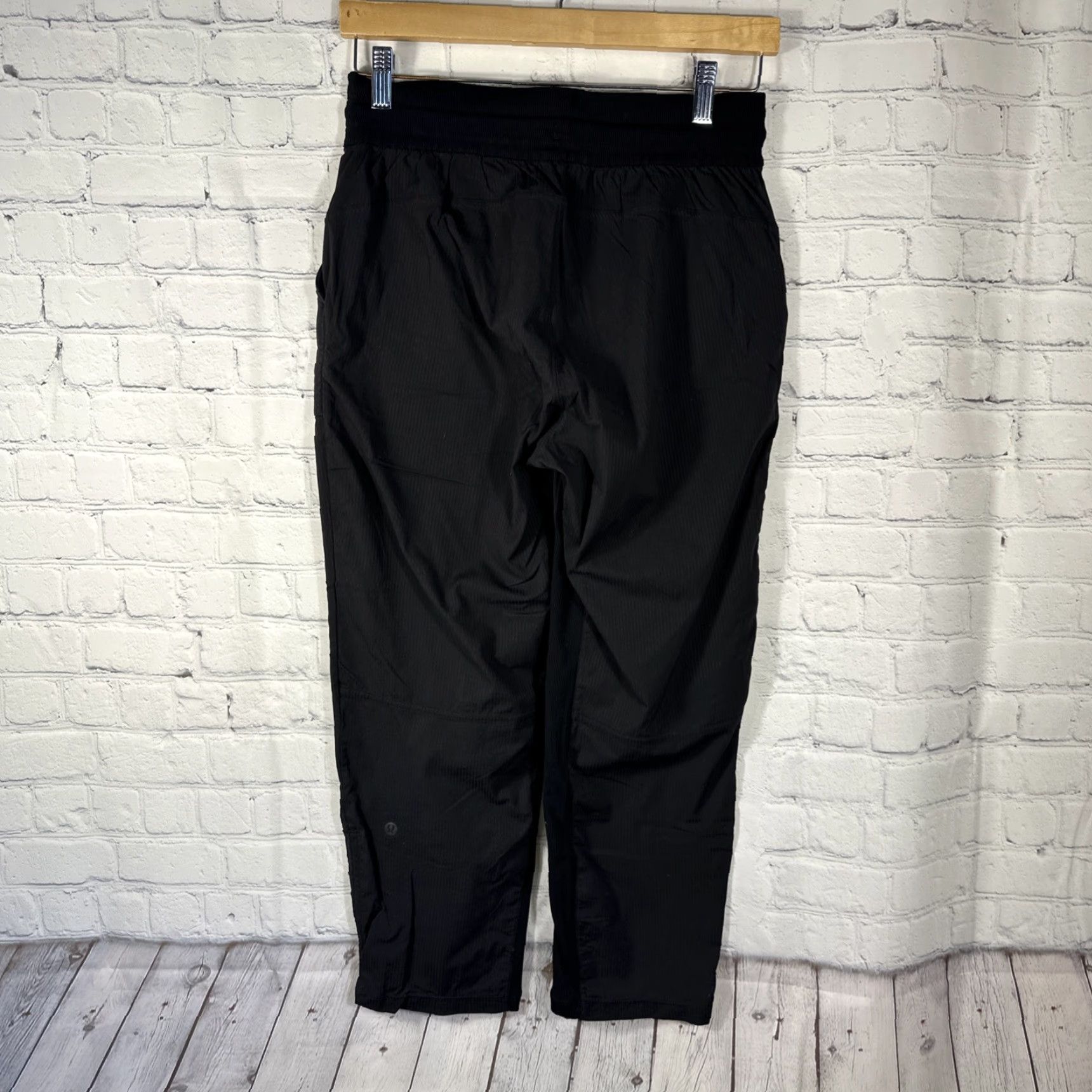 Lululemon Lululemon Beyond The Studio Jogger Women 6 Pants Athleisure Black 28x28 Size 28" / US 6 / IT 42 - 5 Thumbnail