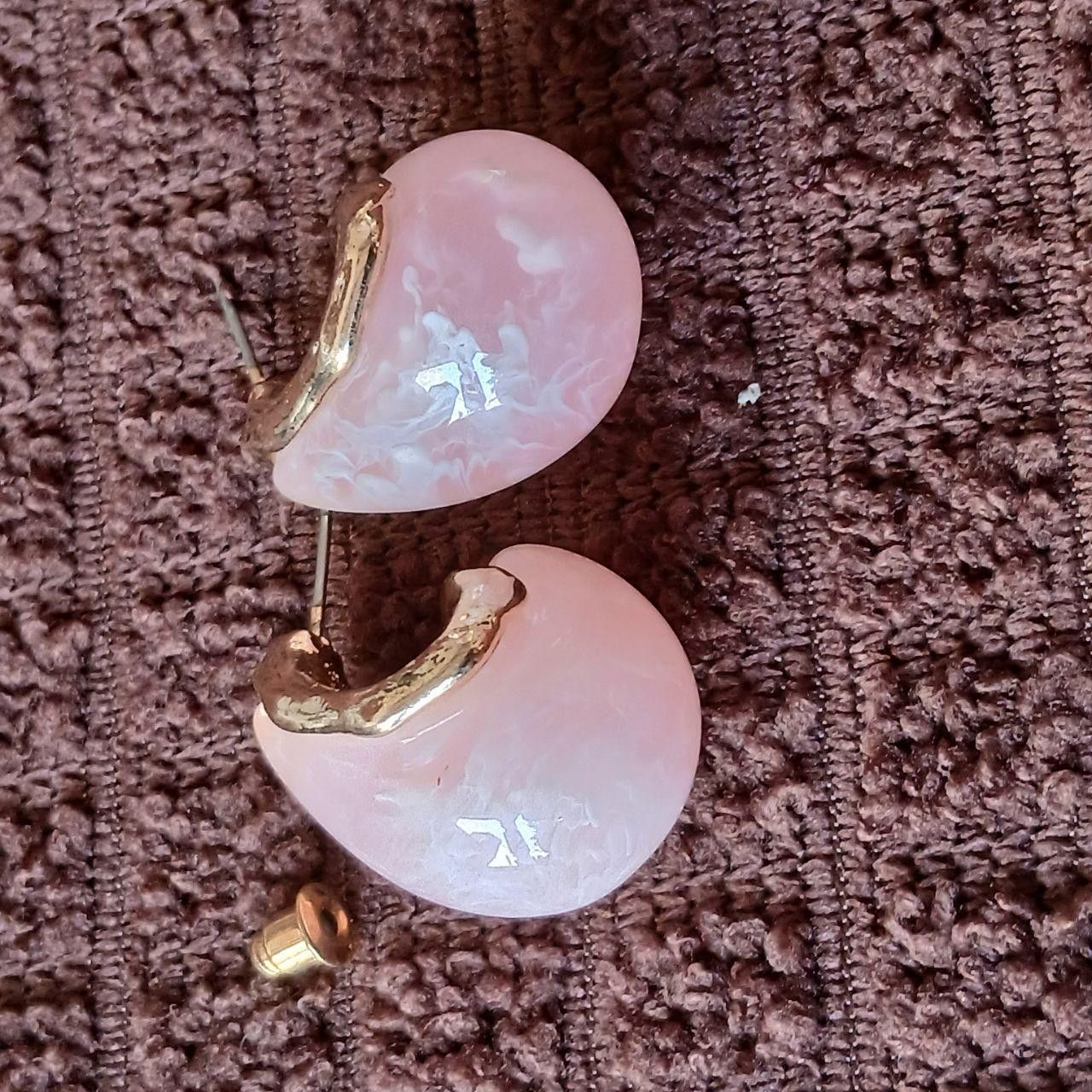 Other Elegant Resin Teardrop Earrings Size ONE SIZE - 1 Thumbnail