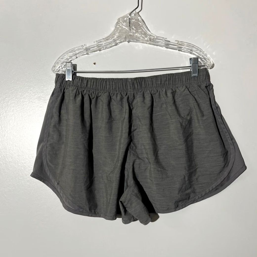 Nike Nike Dri-FIT Womens Running Shorts XL Gray Elastic Waist Drawstring Athletic M65 Size 40" / US 18 - 4 Thumbnail
