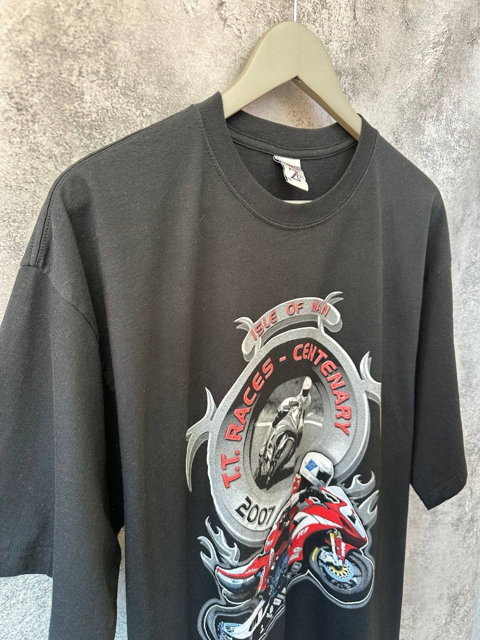 Vintage ISLE OF MAN TT 2007 "Centenary" Yamaha R1 Crew Neck T-Shirt Size US XXL / EU 58 / 5 - 4 Thumbnail