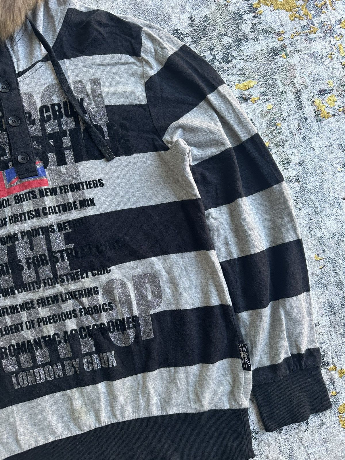 20471120 PUNK ROMANTIC BRITISH FUR STRIPED HOODIE POEM LGB STYLE Size US M / EU 48-50 / 2 - 4 Thumbnail