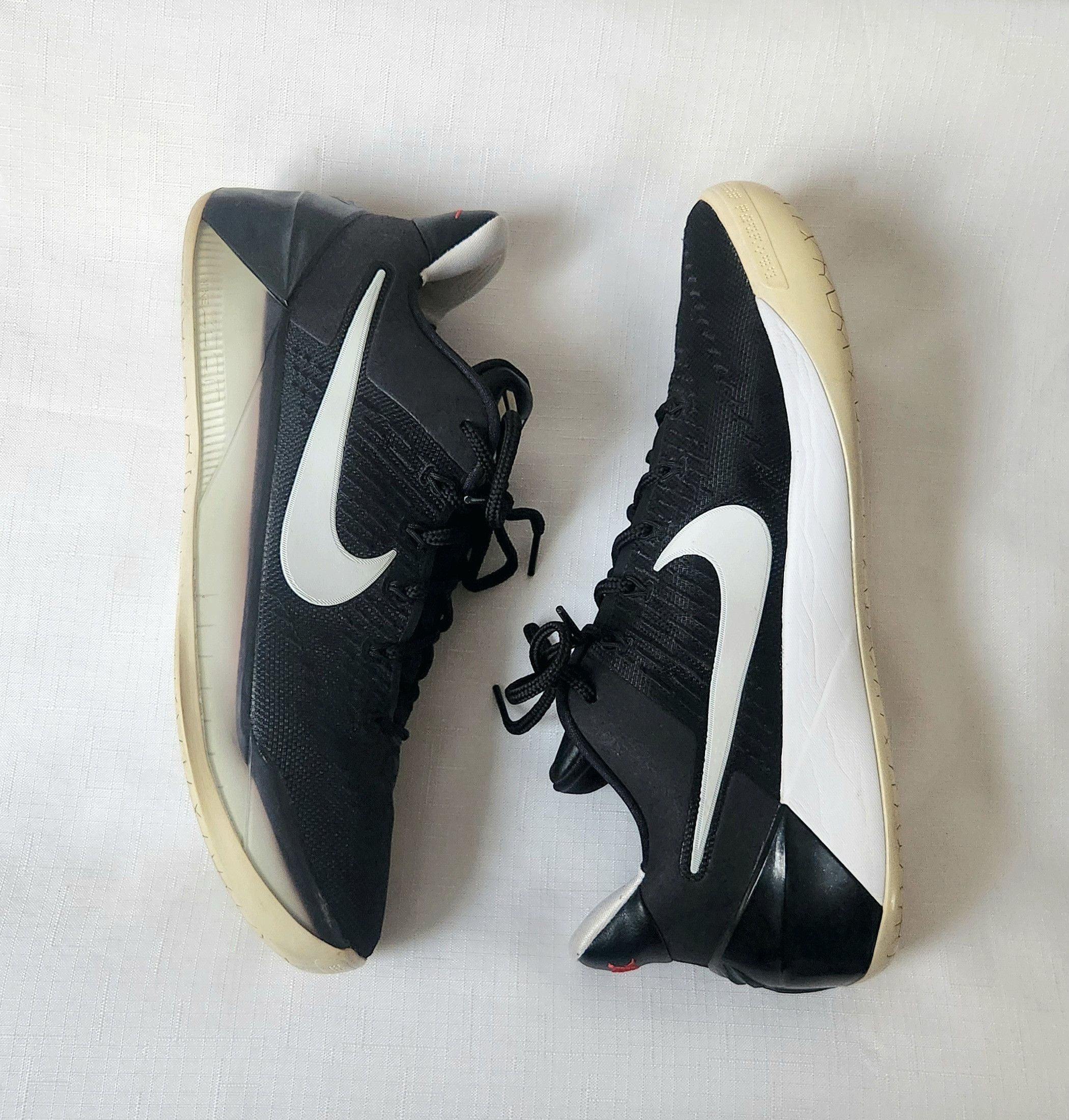 Nike NIKE KOBE AD 852425-001 BLACK AND WHITE SIZE 12 MENS Size US 12 / EU 45 - 5 Thumbnail