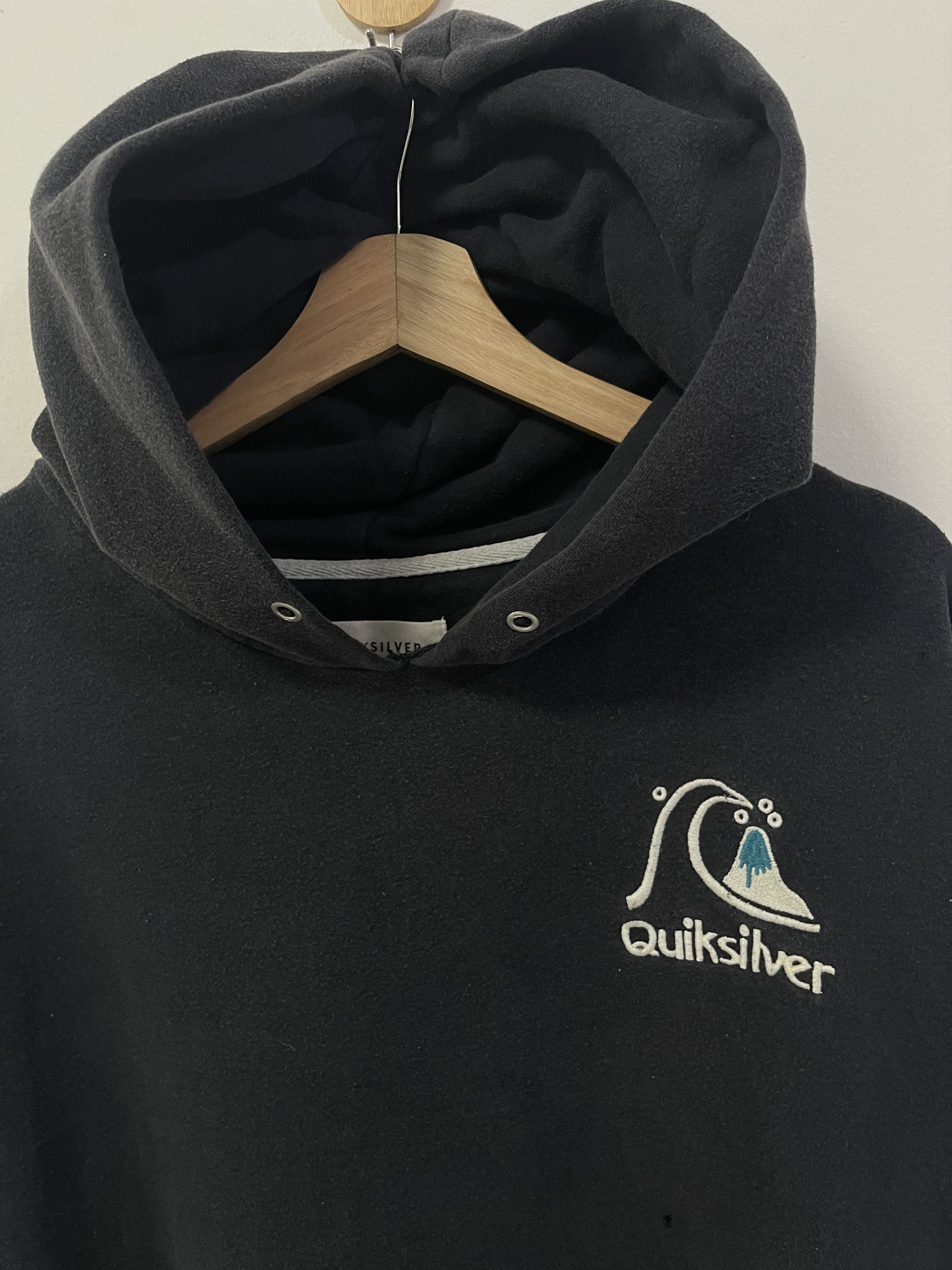 Quiksilver × Vintage Vintage Quiksilver Mini Logo Embroidery Hoodie Sweatshirt Size US XL / EU 56 / 4 - 2 Thumbnail