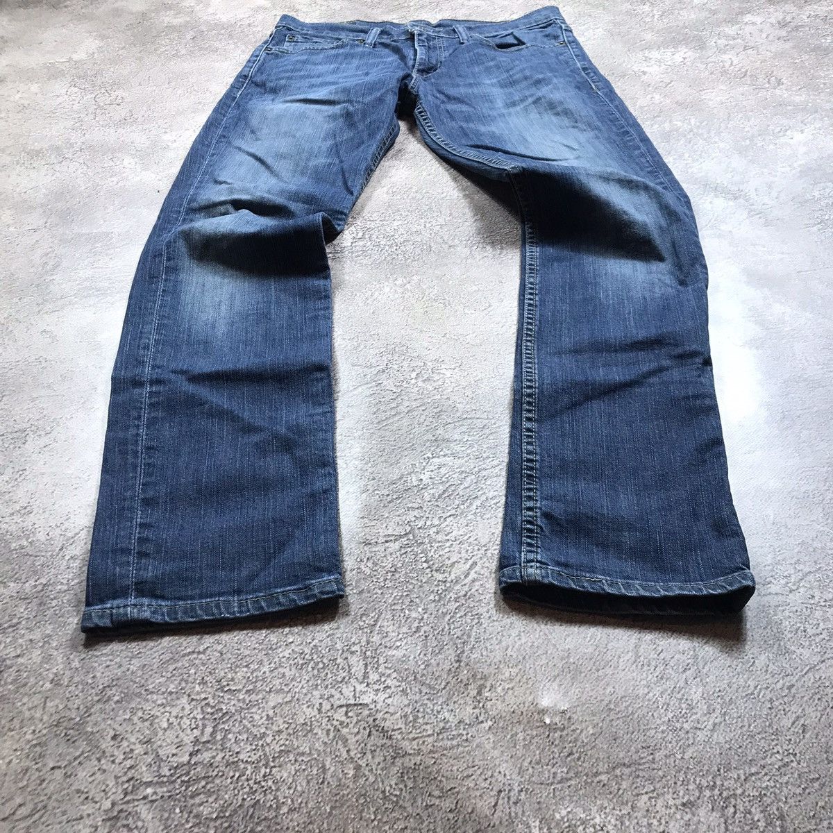 Vintage Vintage 90s Levis Distressed Baggy Jeans Grunge Graphic 32 Size US 32 / EU 48 - 1 Thumbnail