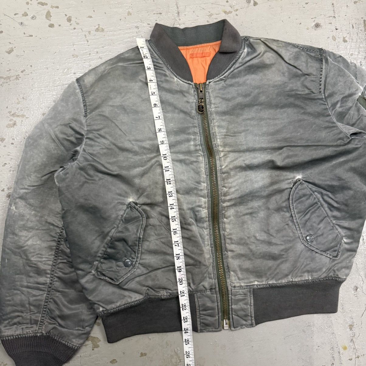 Vintage Vintage Sun faded MA-1 Bomber Flight Jacket Size US L / EU 52-54 / 3 - 7 Thumbnail