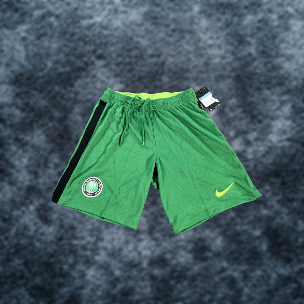 Nike Nike Shorts Football Nigeria Green M Mens Athletic Swoosh 1945 Green Nike Size US 31 - 1 Thumbnail