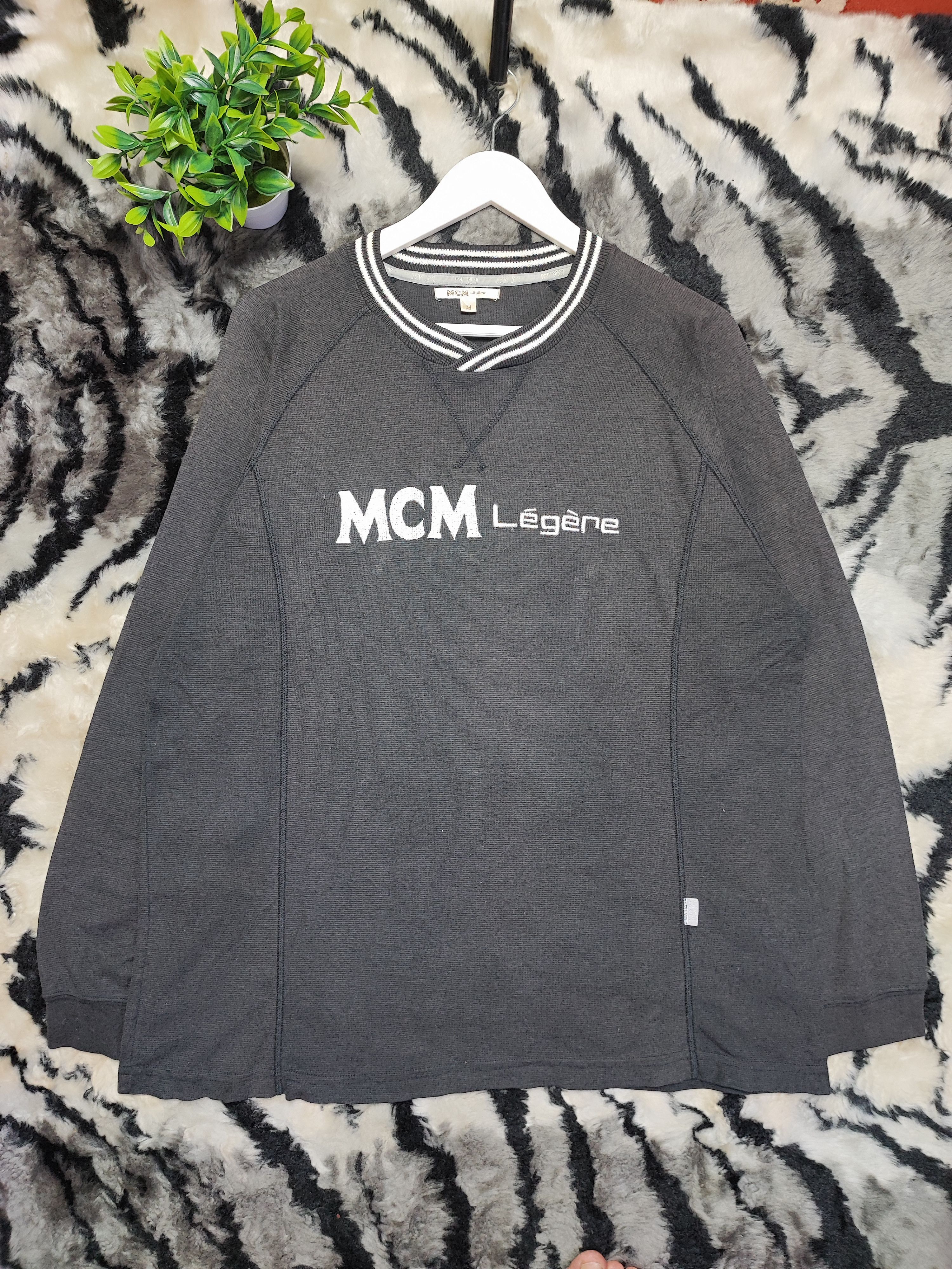 Japanese Brand × MCM × Vintage Vtg MCM Legere Big Logo Sweatshirt Size US L / EU 52-54 / 3 - 2 Thumbnail