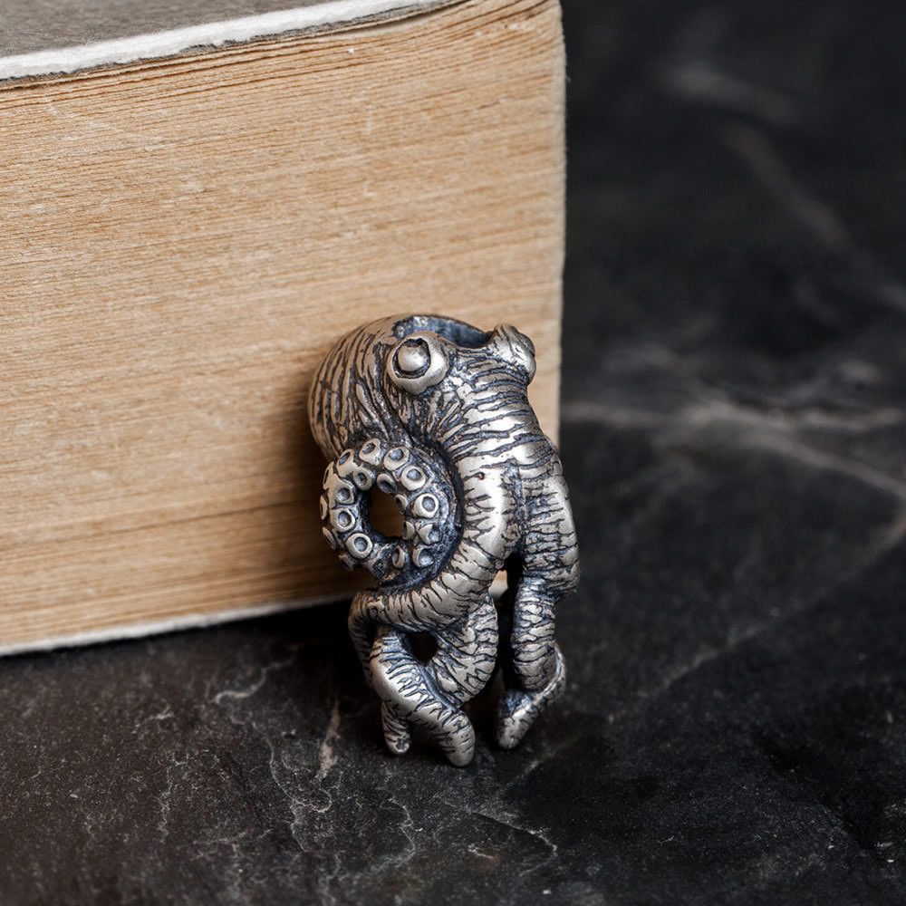 Other Octopus Dark STEAL! Y2K Chains Necklace Chain Size ONE SIZE - 1 Thumbnail