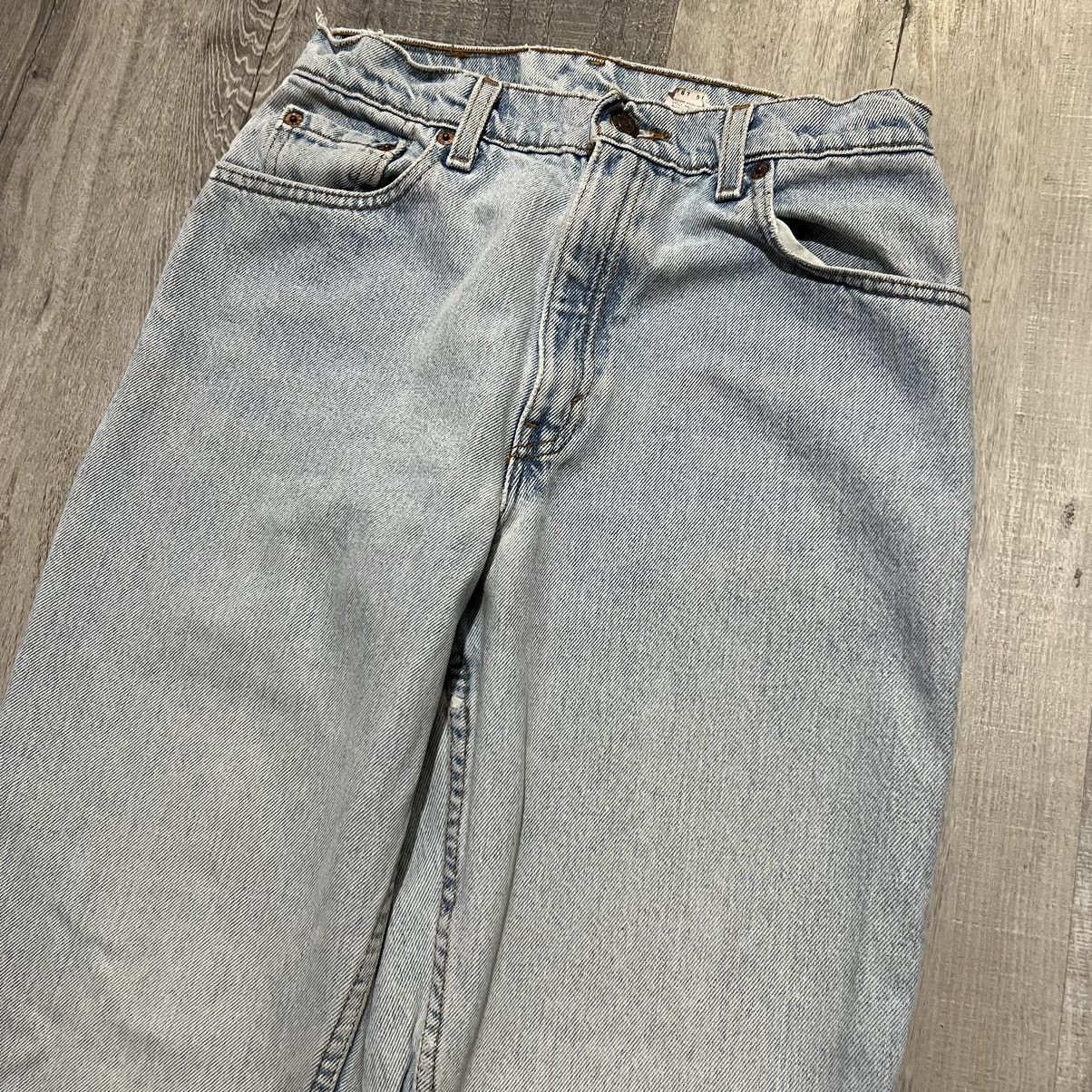 Levi's × Vintage VTG Levis 550 Womans Lightwash Relaxed 90s Denim USA 8 Jeans Size 28" / US 6 / IT 42 - 3 Thumbnail