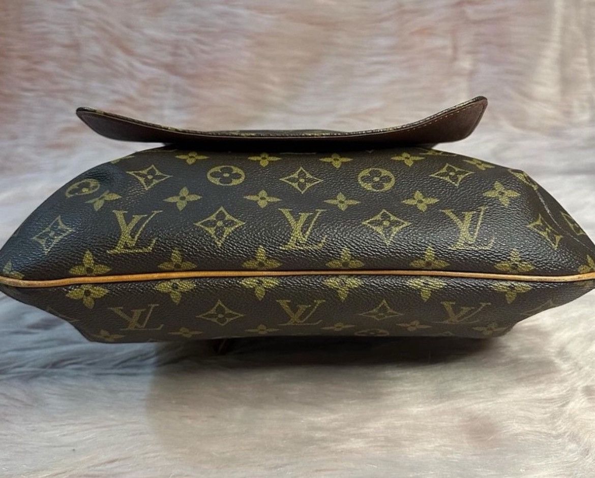 Louis Vuitton Louis Vuitton Musette Salsa GM Size ONE SIZE - 3 Thumbnail