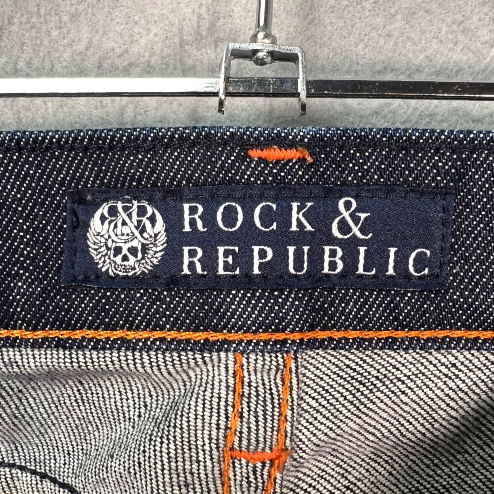 Vintage Rock & Republic Jeans Skinny Denim Distressed Dark Wash 28 Womens Regular Inseam 36" Blue Cotton Blend Pants Ladies Mens Girls Size 28" / US 6 / IT 42 - 3 Thumbnail
