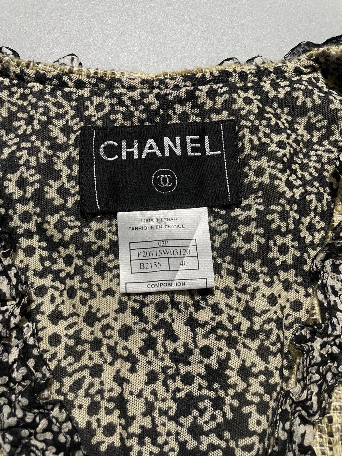 Chanel Chanel 2003 Collarless Tweed Jacket Size S / US 4 / IT 40 - 2 Thumbnail