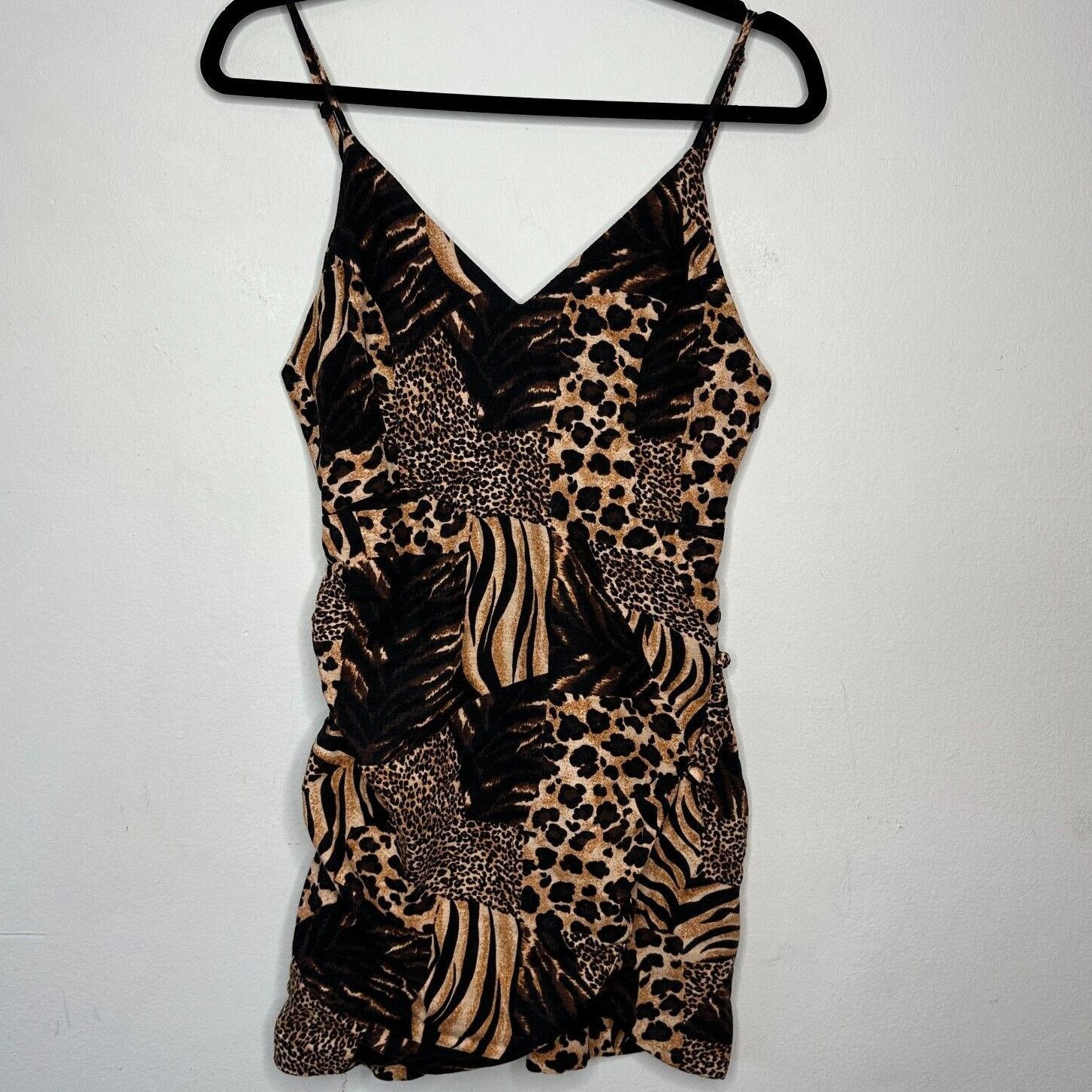 Urban Outfitters Urban Outfitters leopard V Neck Spaghetti Tulip Hem Dress S Size S / US 4 / IT 40 - 1 Thumbnail
