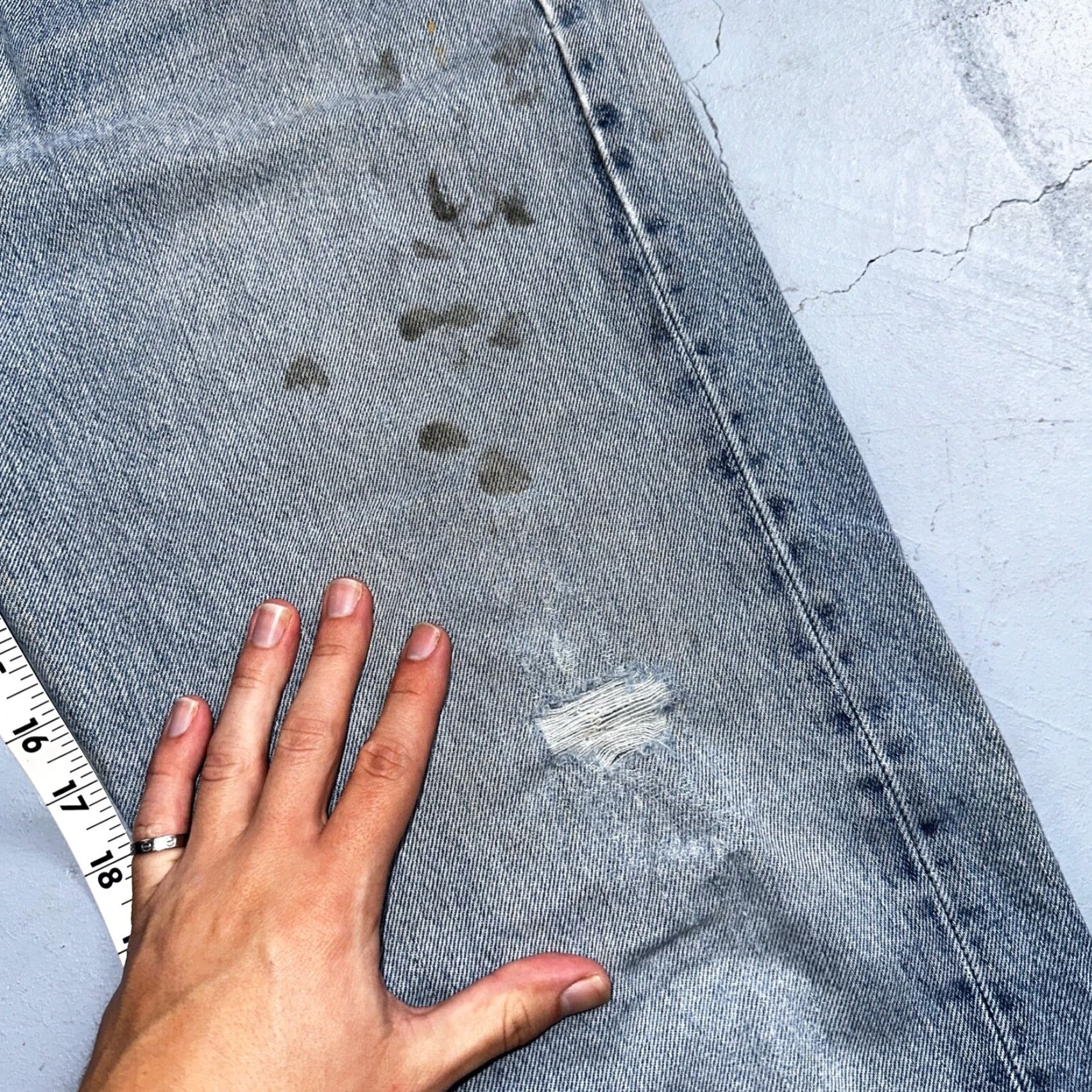 Levi's Levi's 501 Vintage 90s Jeans 34x34 Blue Light Wash Mens Regular Straight 34 Inseam 34 Cotton Denim Jeans Size US 34 / EU 50 - 6 Thumbnail